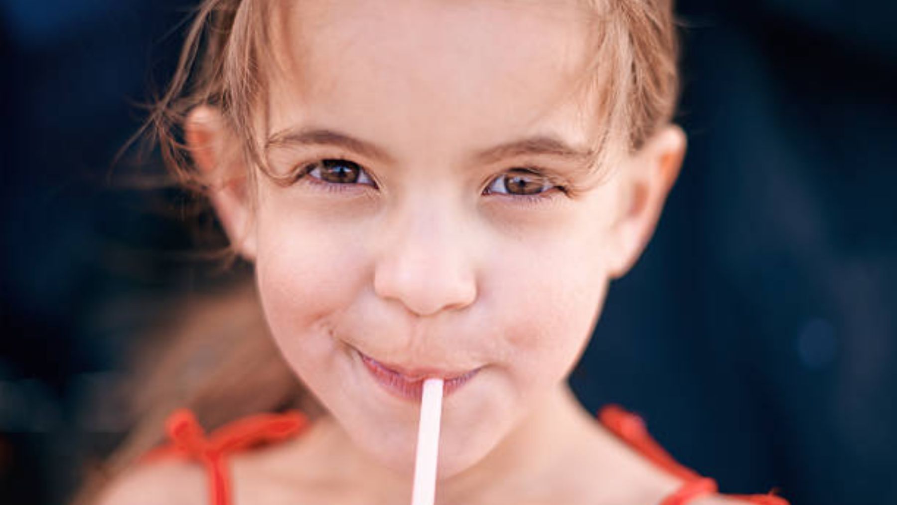 Guía para saber qué bebidas ofrecer a los niños.