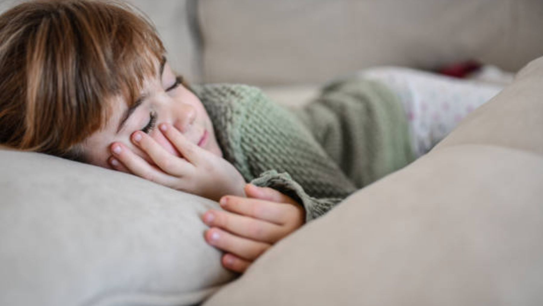 Descubre los beneficios que tiene la siesta de la tarde para los niños