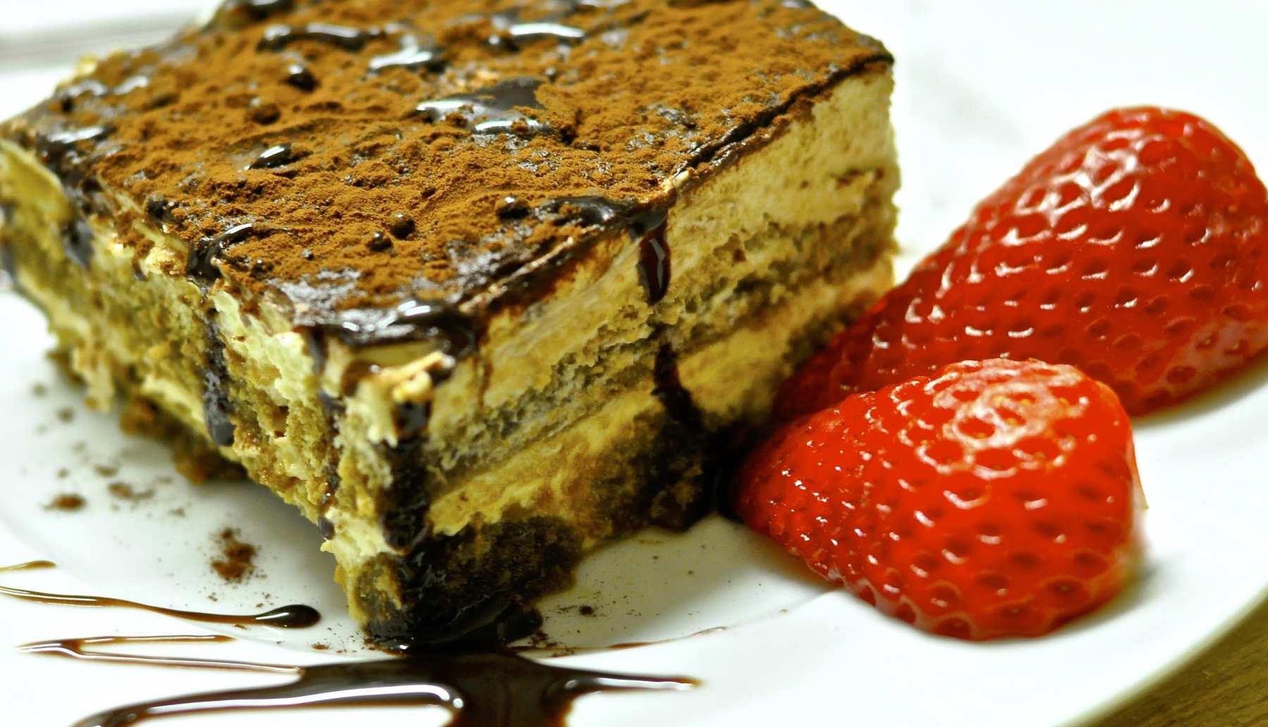 Tiramisú con té matcha