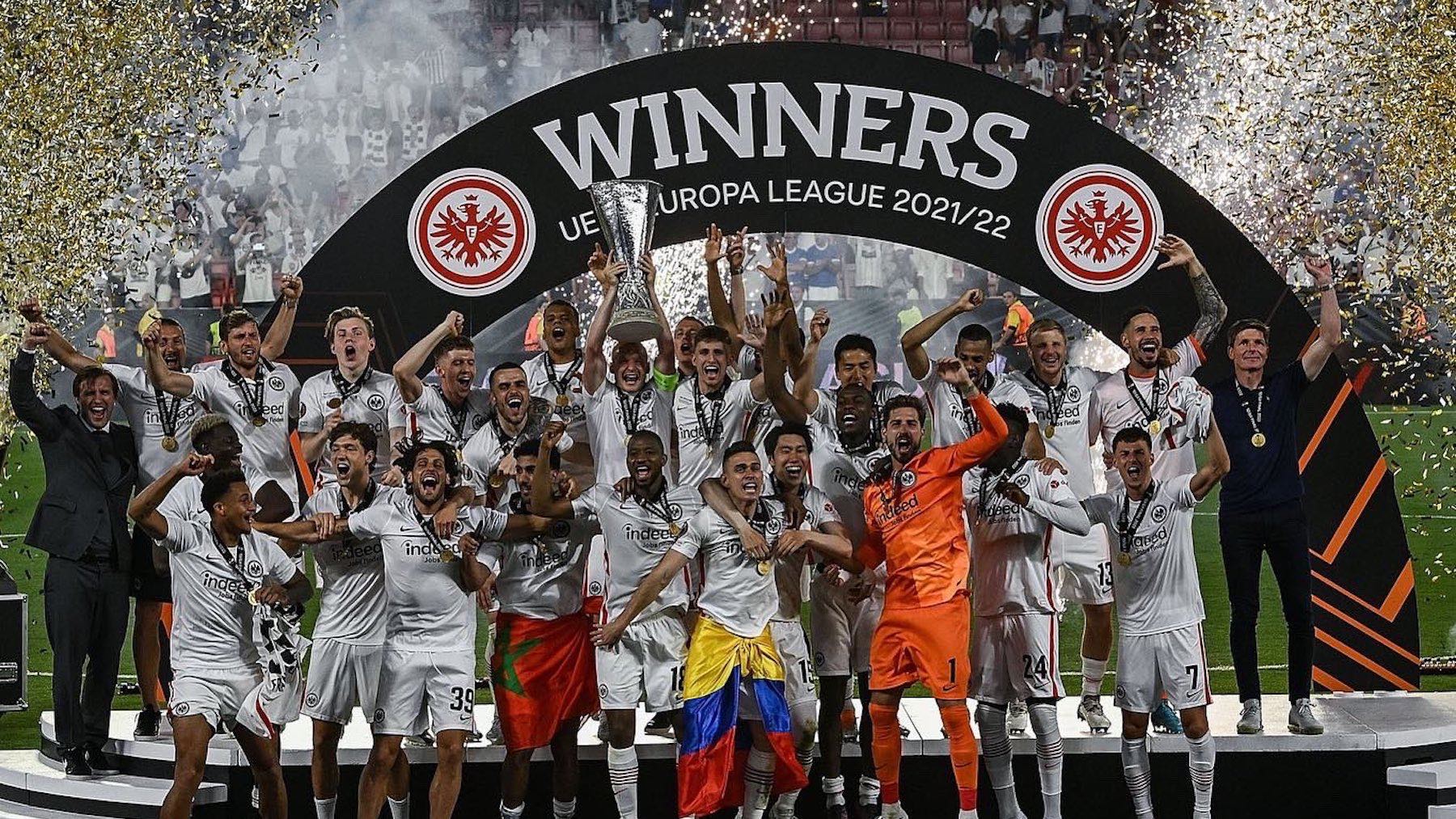 Eintracht de Frankfurt celebra el título de la Europa League.
