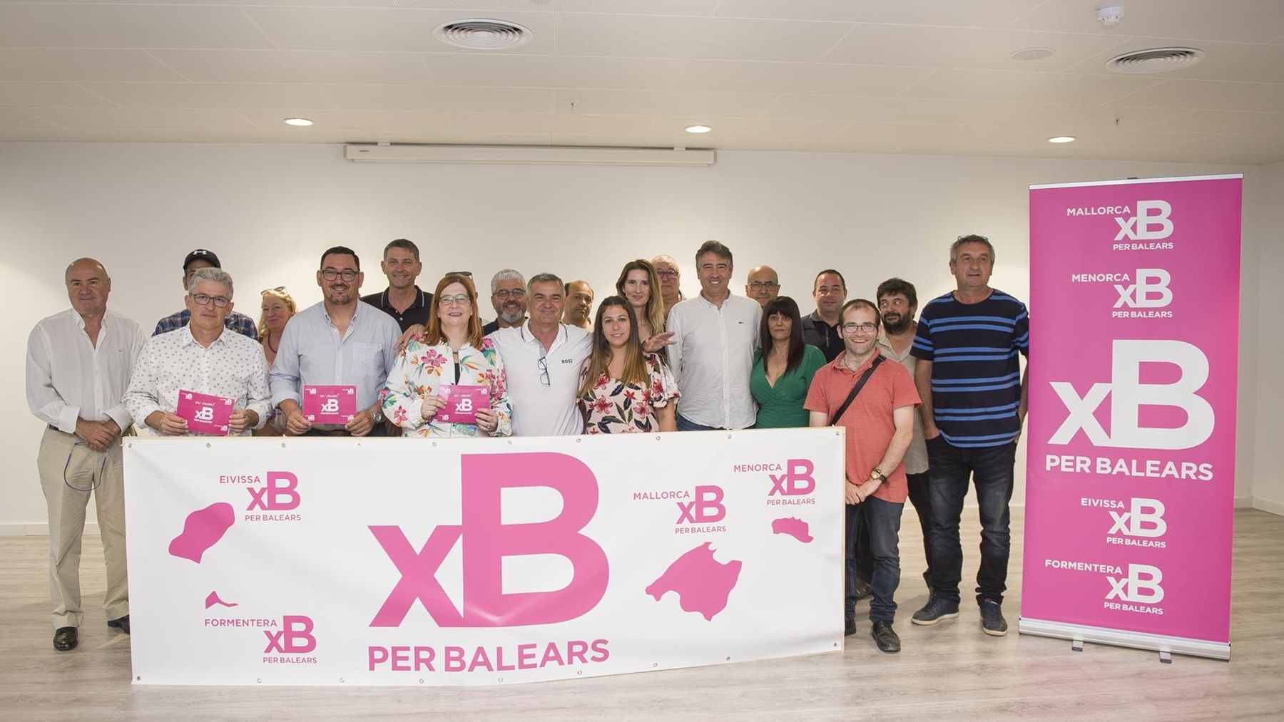 Foto de familia de los fundadores de Per Balears.