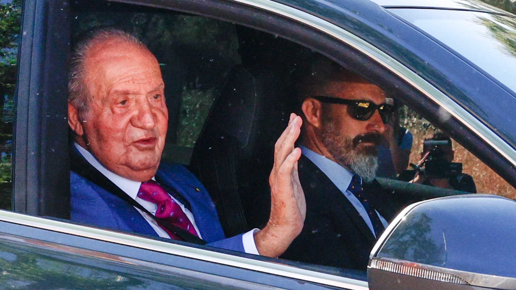 Juan Carlos I a su llegada a la Zarzuela. Foto: EFE