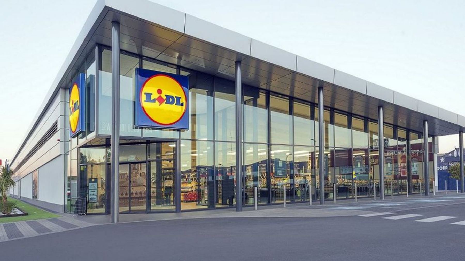 Lidl agota en minutos el set de jardín más buscado de su tienda