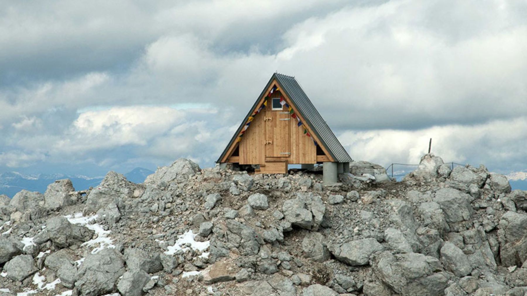 Descubre el hotel gratuito que está en los Alpes