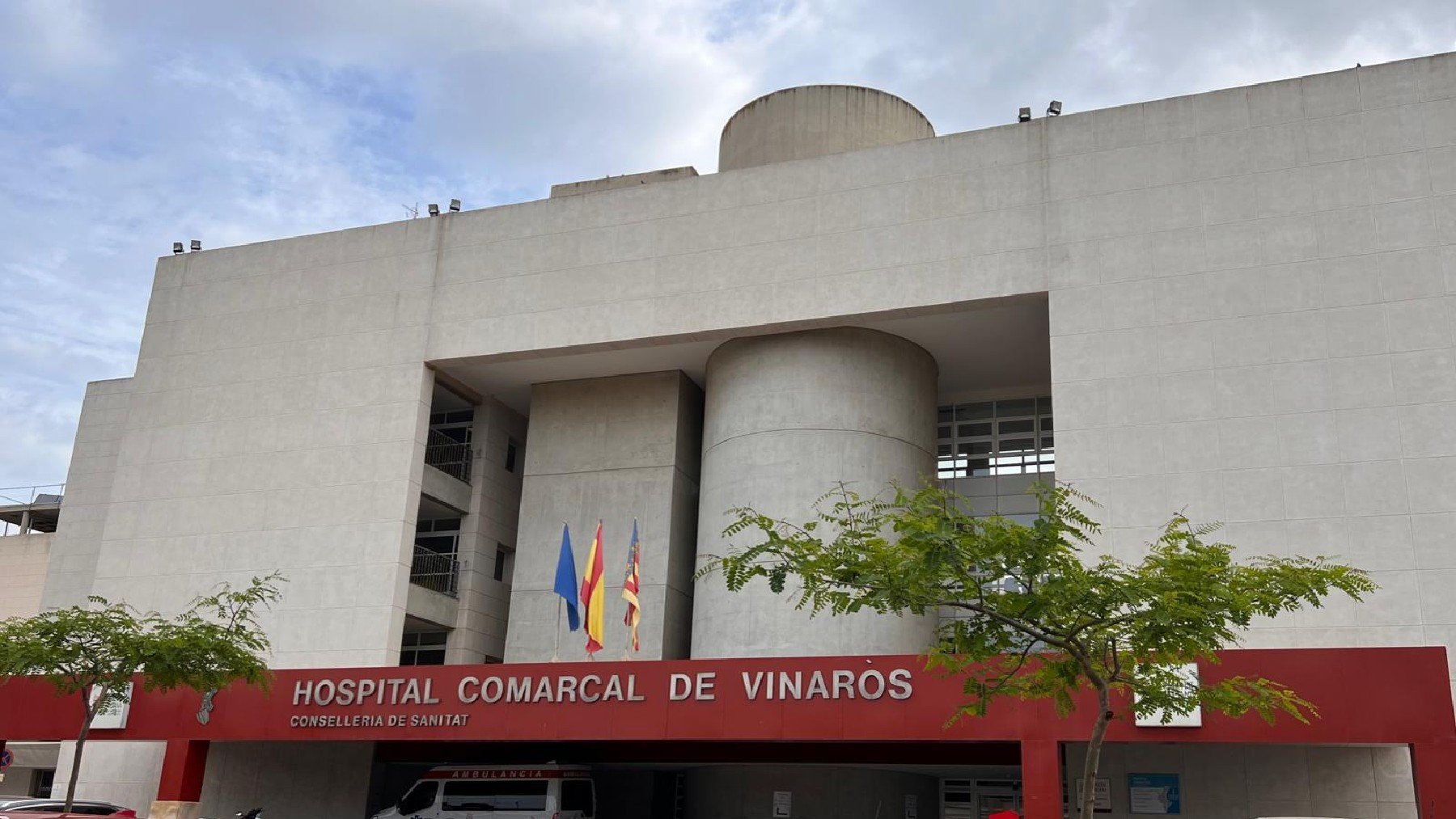 Fachada del Hospital Comarcal de Vinaroz.