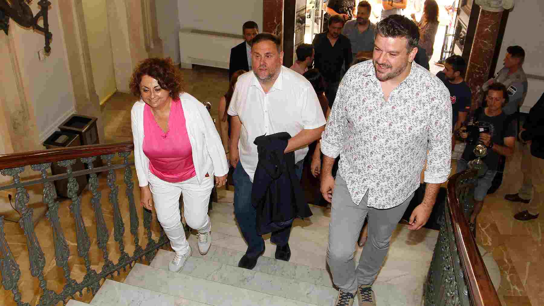 Oriol Junqueras, llegando al Parlament balear. EUROPA PRESS