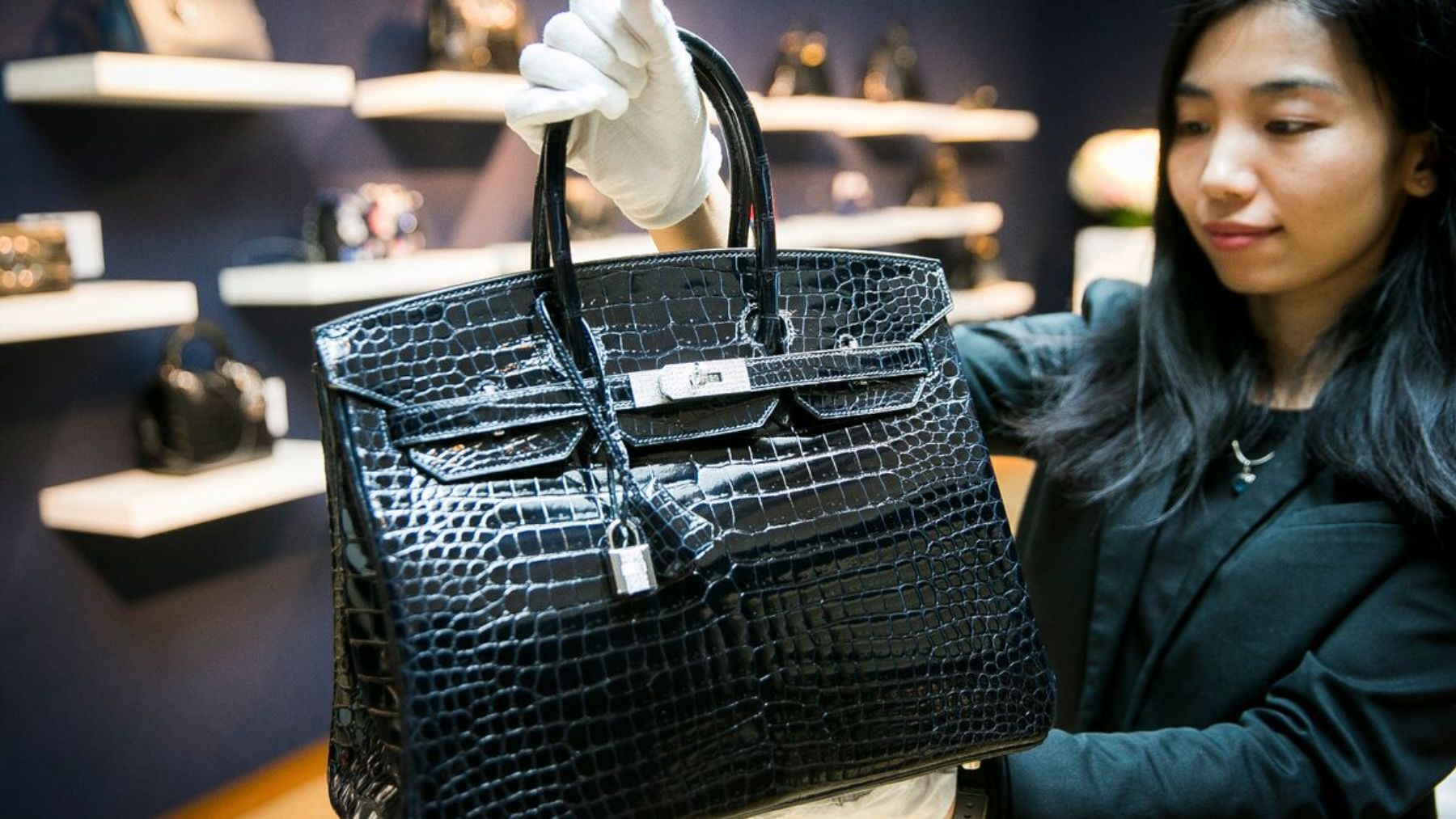 los 10 bolsos de mujer mas caros del mundo-Blue Crocodile Hermes Birkin Handbag
