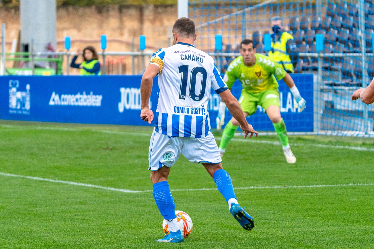 El Atlético Baleares, A Vida O Muerte