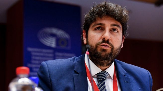 López Miras anuncia el ajuste a la inflación de la tarifa autonómica del IRPF
