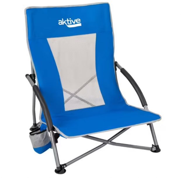 Nominal árbitro Adversario La silla de playa que se vende como churros en Decathlon: es cómoda y súper  barata