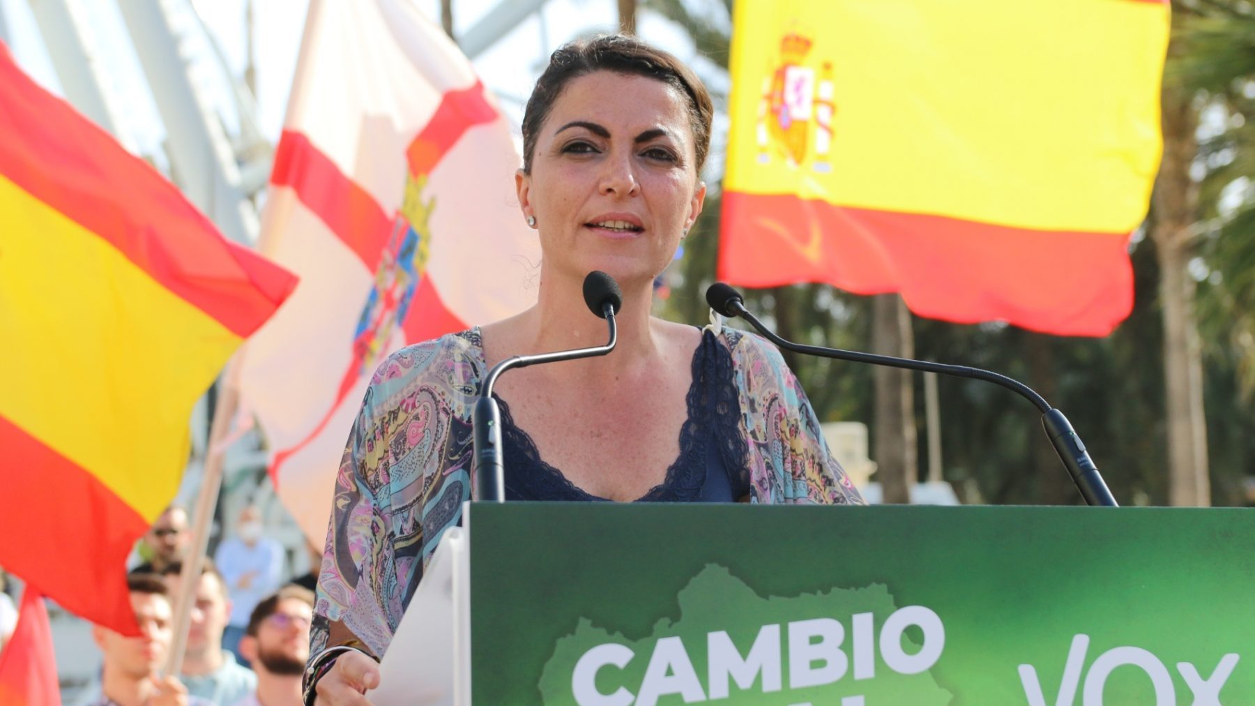 La candidata de Vox a la Junta, Macarena Olona, el pasado domingo en Almería (RAFAEL GONZÁLEZ / EUROPA PRESS).