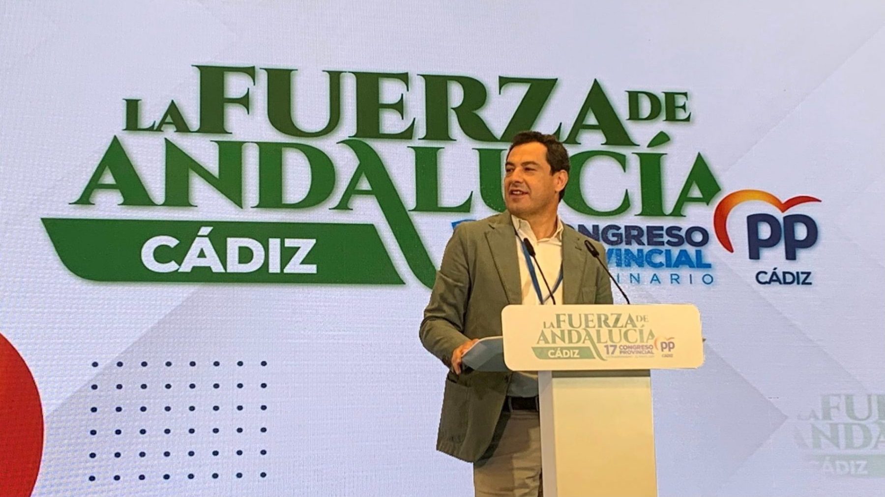 Juanma Moreno en el Congreso Provincial de Cádiz (PP).