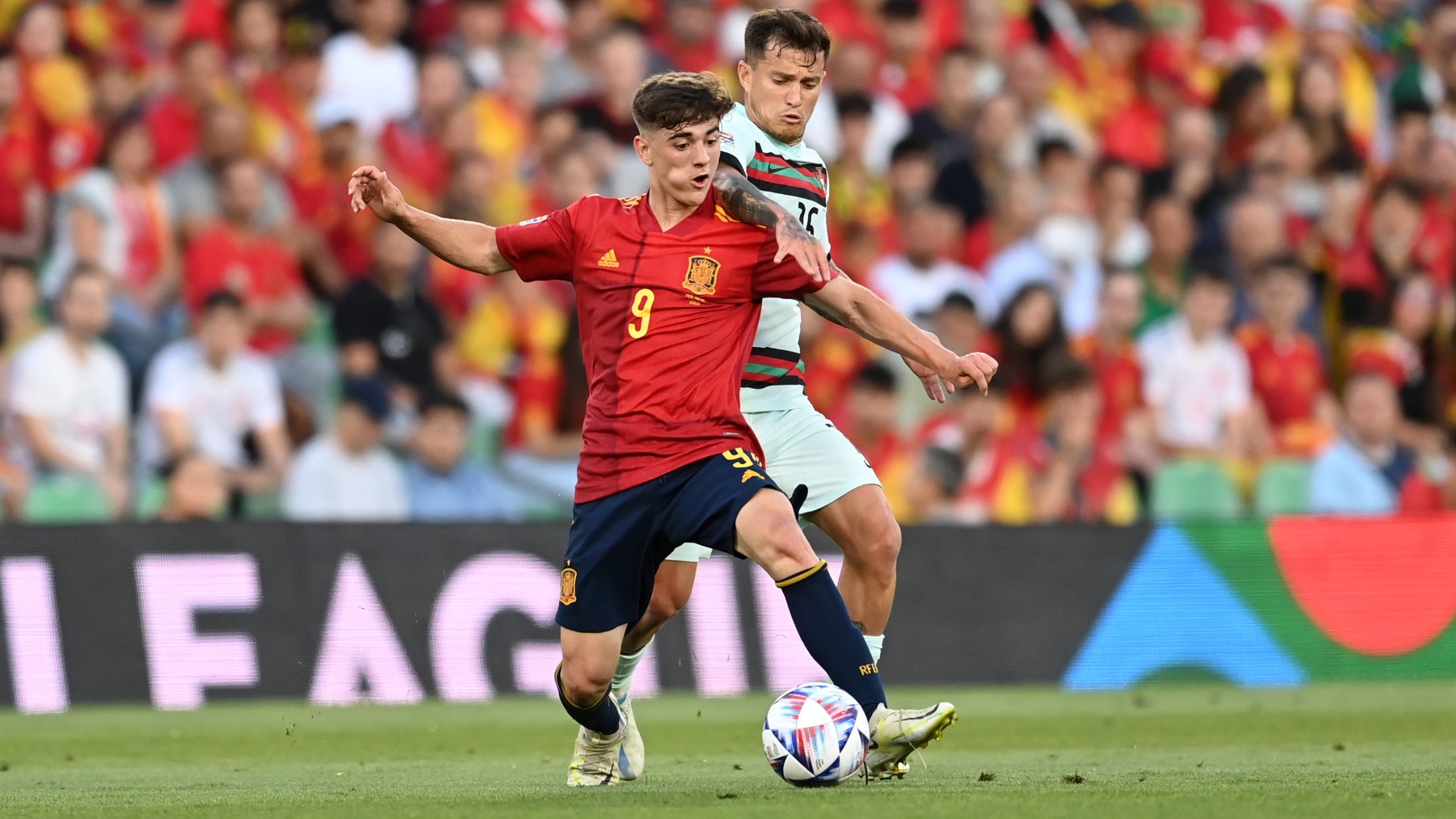 Gavi, durante el España-Portugal. (Getty)