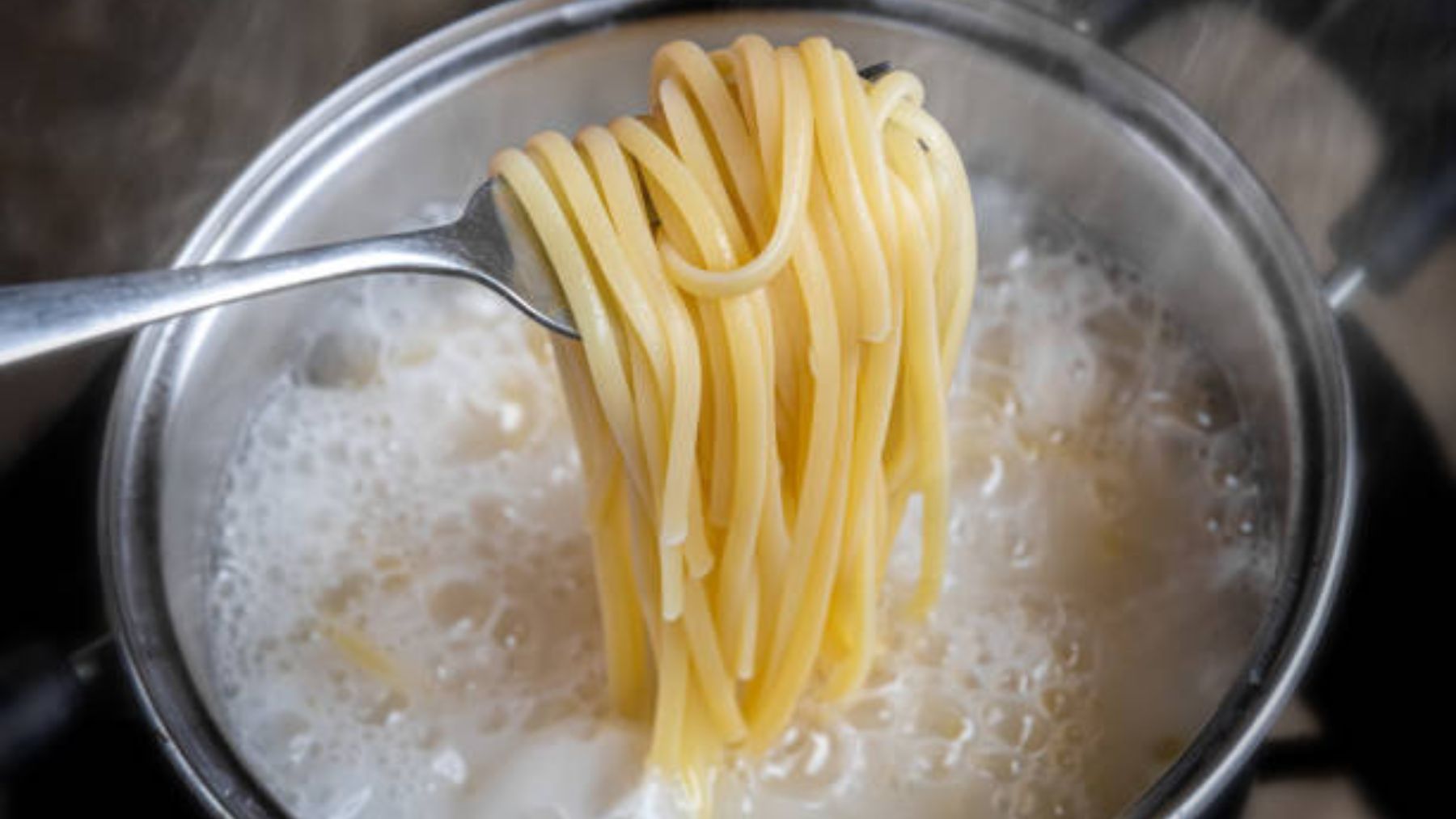 Descubre el truco de un chef italiano para que la pasta no se pegue