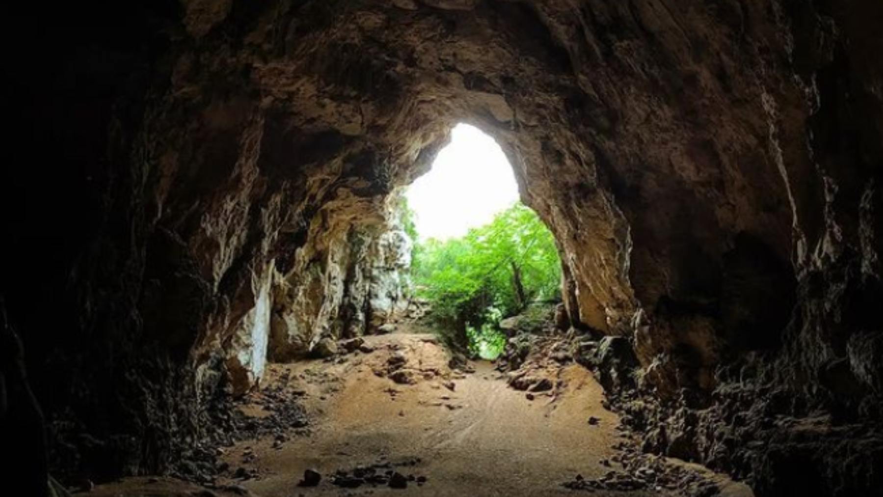 La impresionante cueva que deberás visitar en España antes de morir