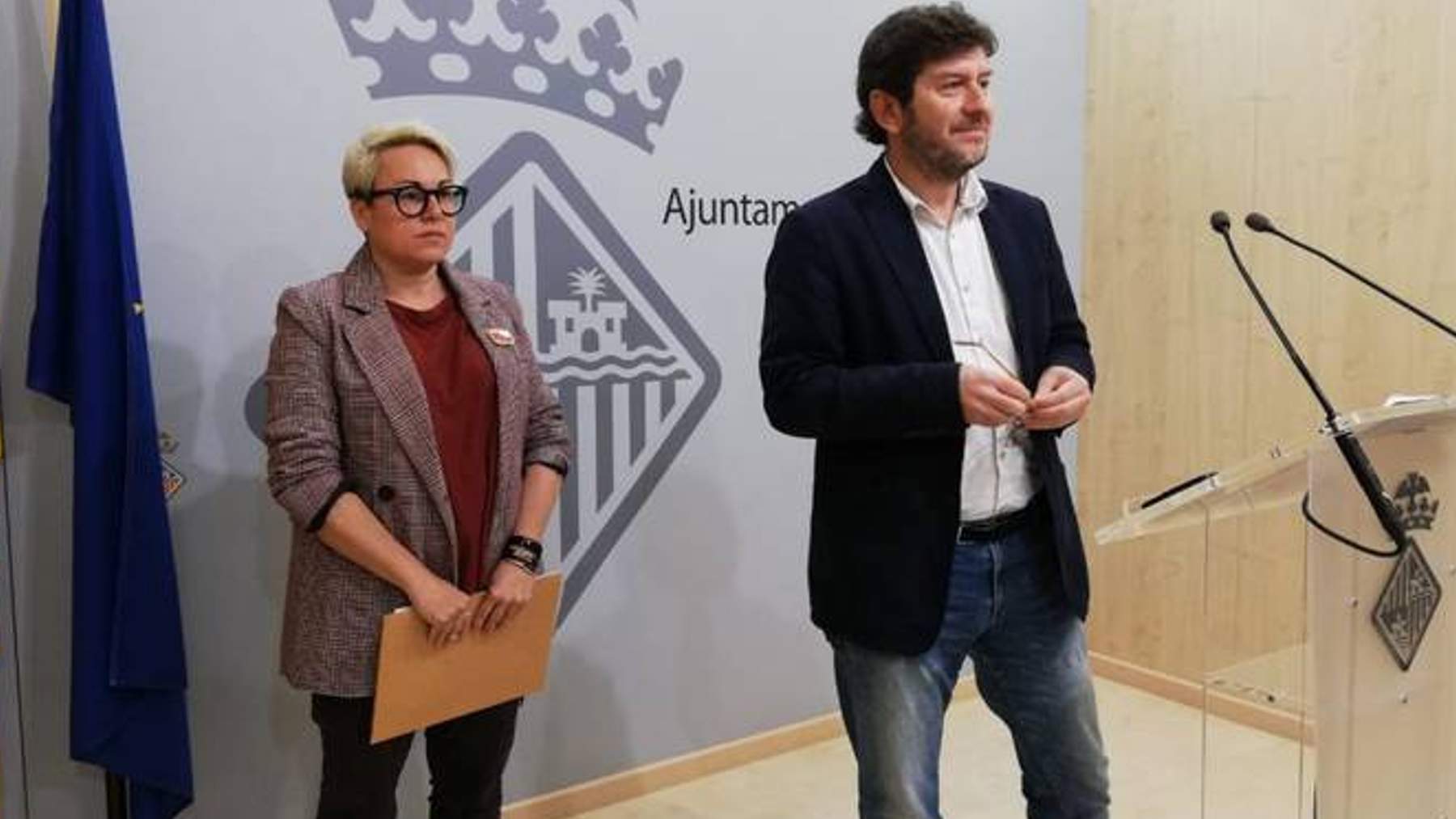 Los concejales de Podemos en el Ayuntamiento de Palma, Alberto Jarabo y Sonia Vivas.