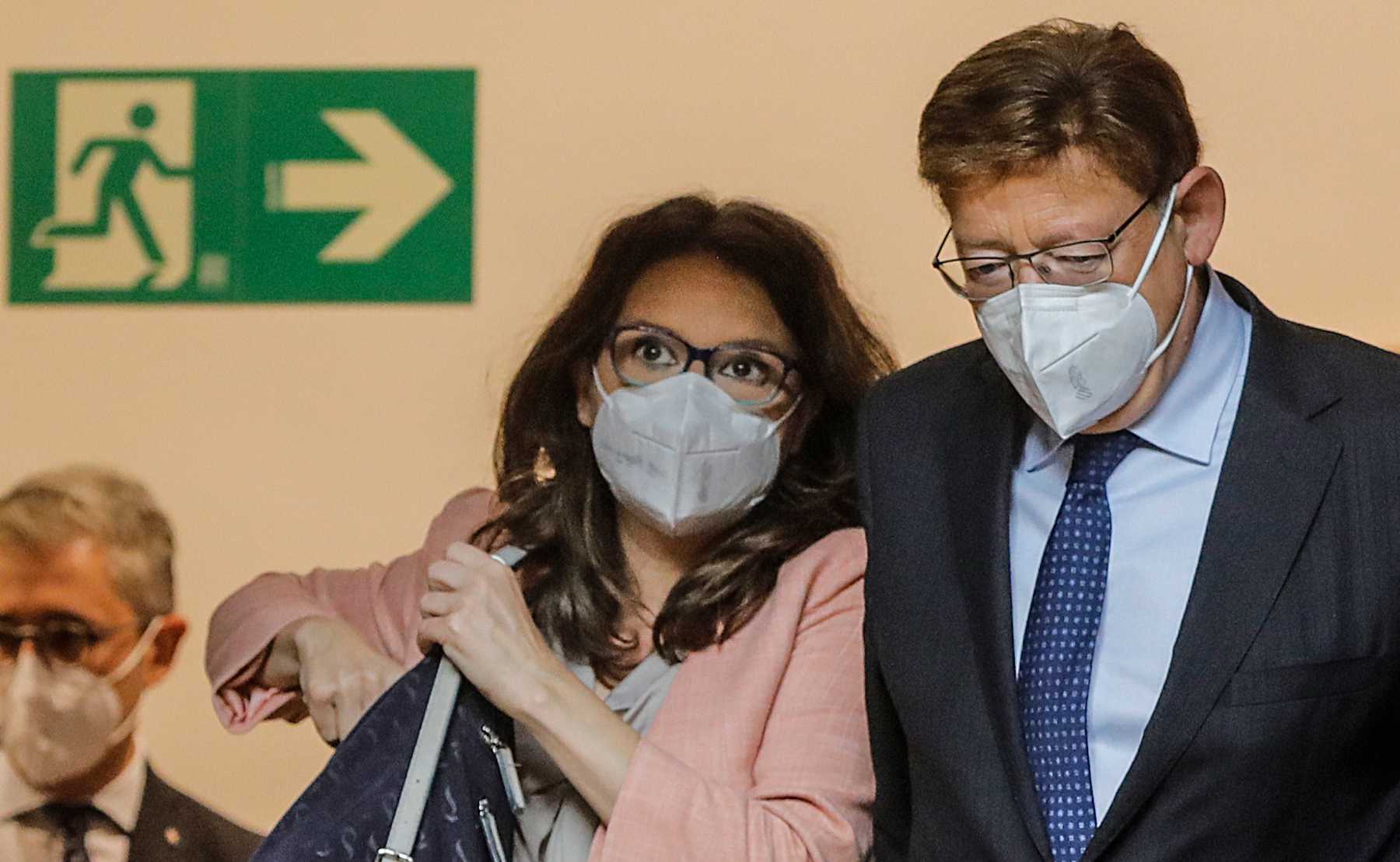 Mónica Oltra y Ximo Puig en una imagen tomada durante la pandemia.