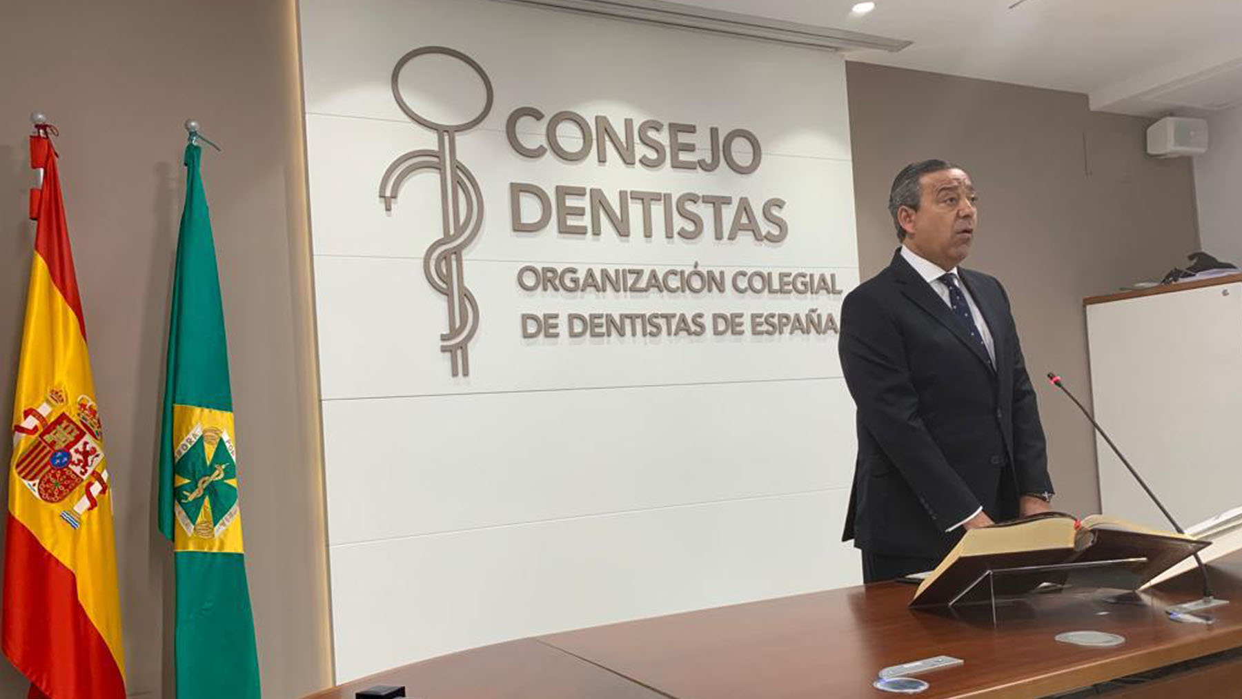 Óscar Castro, presidente del Consejo General de Dentistas de España
