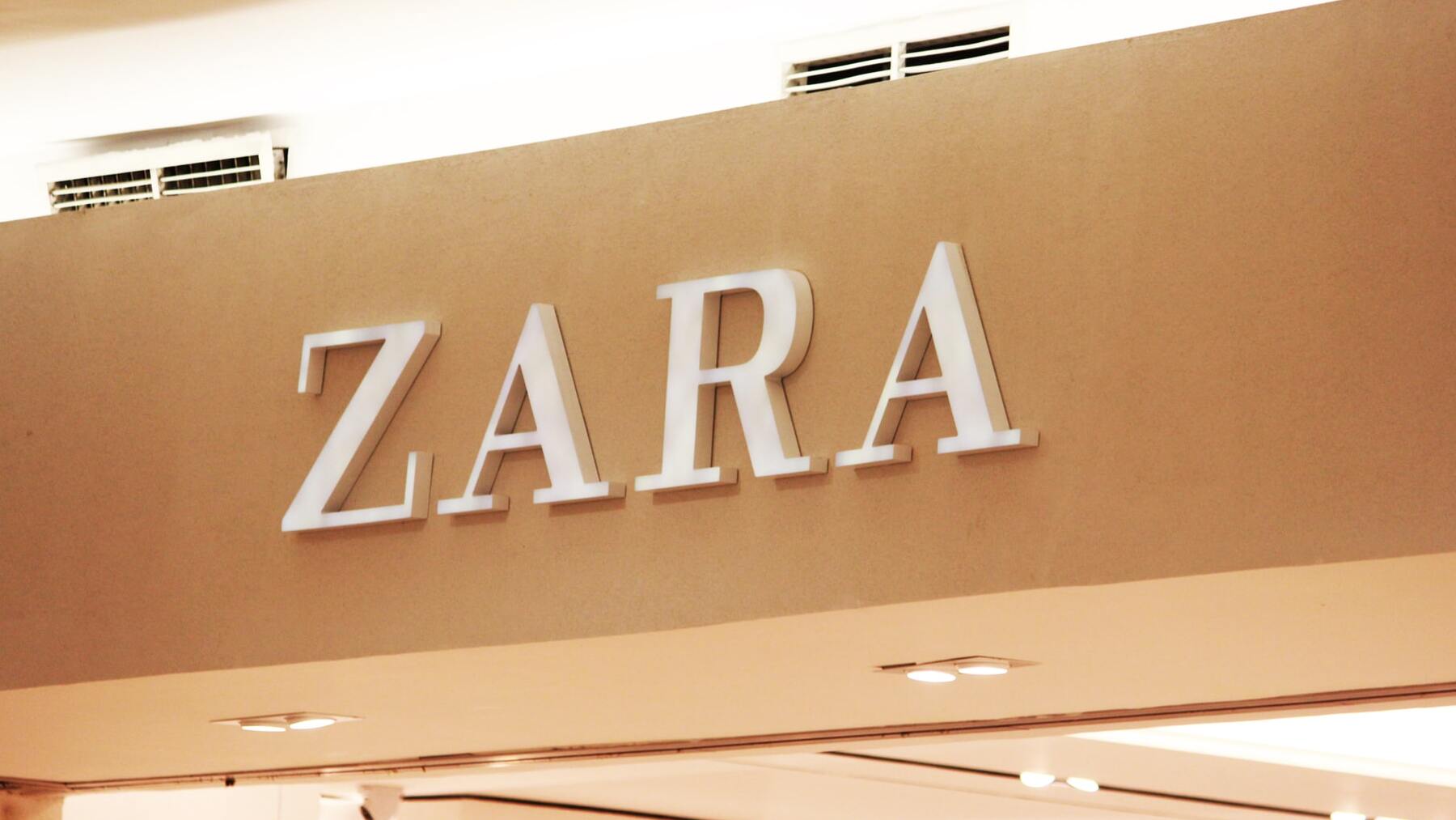 Zapatillas de moda Zara