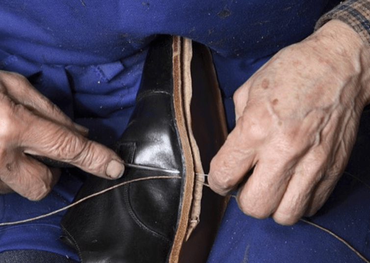 Casa Exerez: el taller de alta zapatería donde cuidan los zapatos de Felipe VI… ¡y también de los tuyos!
