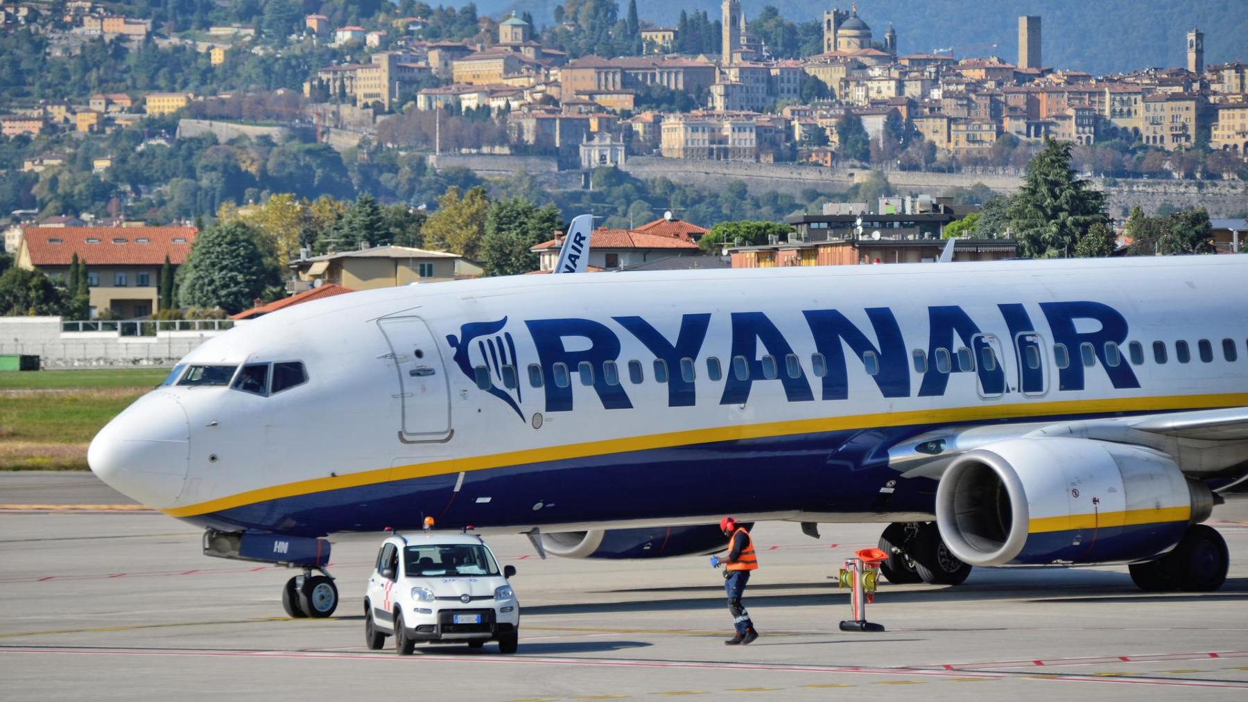 Huelga Ryanair 2022: cómo reclamar y cuánto dinero te pueden pagar por tu vuelo cancelado