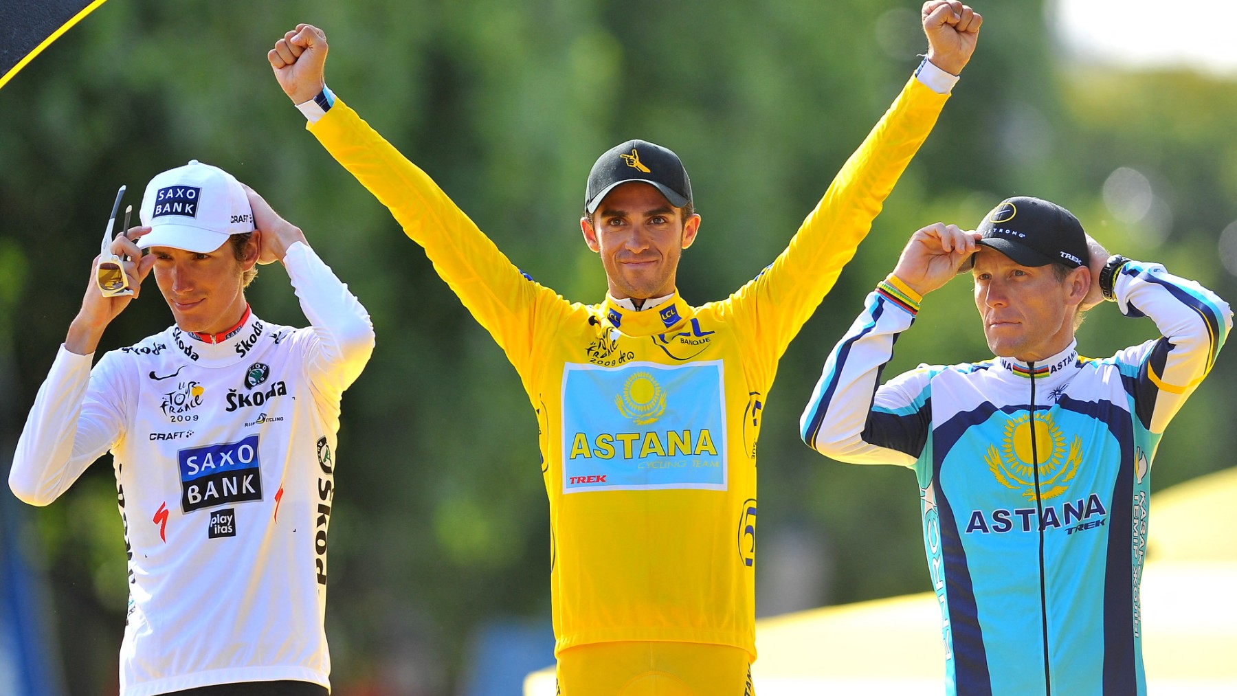 Alberto Contador celebra un Tour de Francia. (AFP)