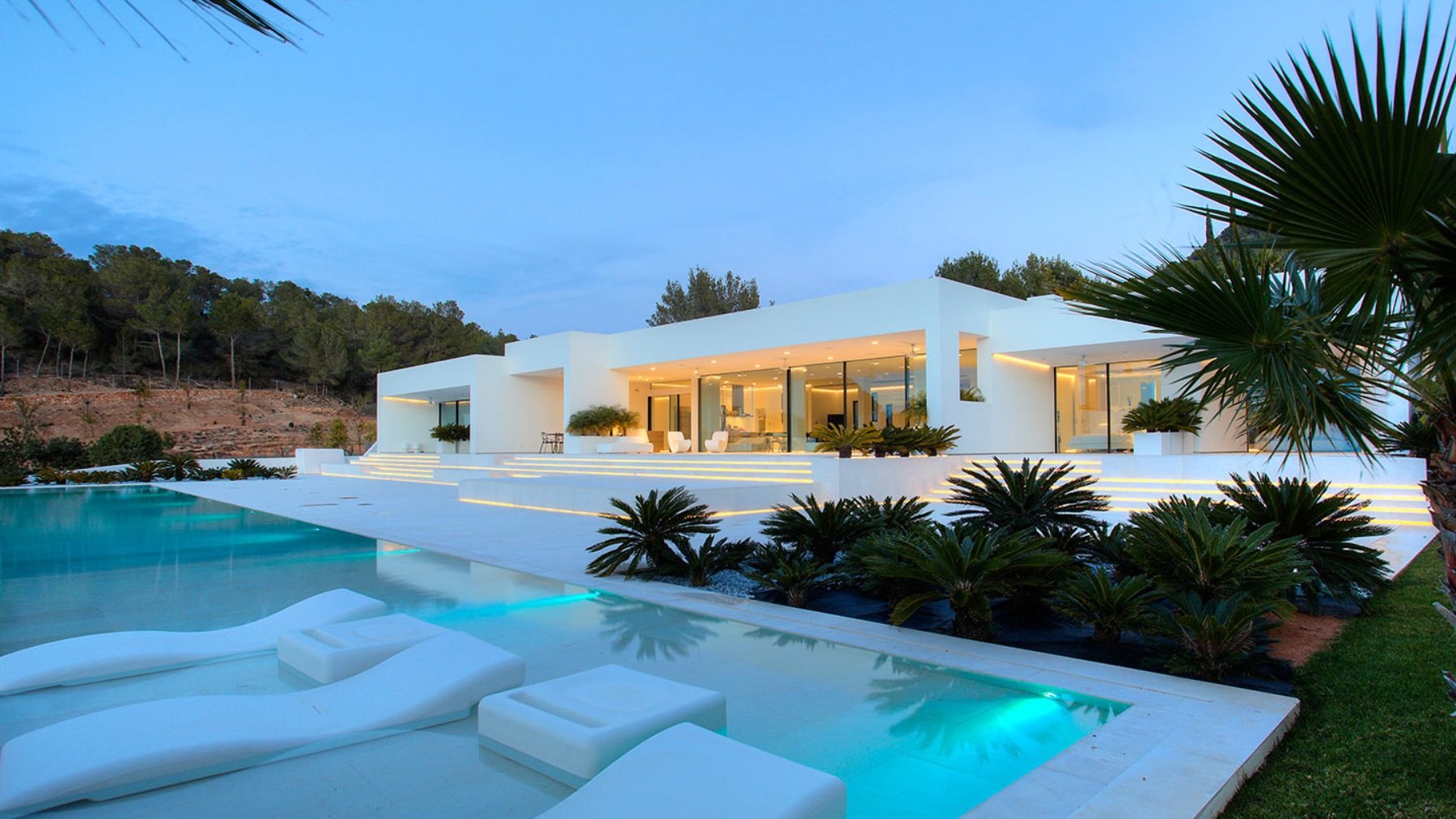 Espectacular mansión en Ibiza. (MG&AG)