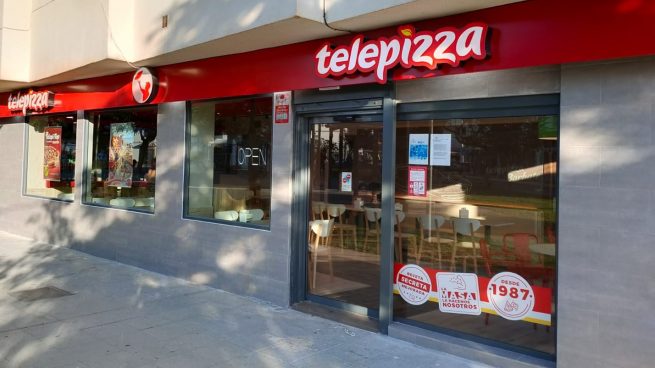 Las motos rojas de Telepizza llegan a Barbate