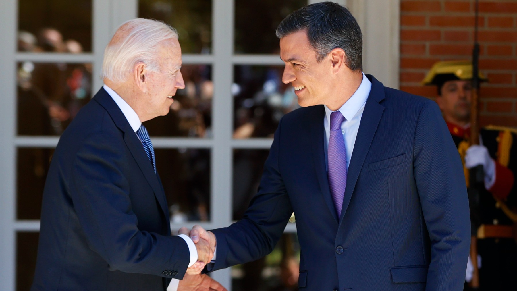 Joe Biden y Pedro Sánchez. (Foto: Efe)