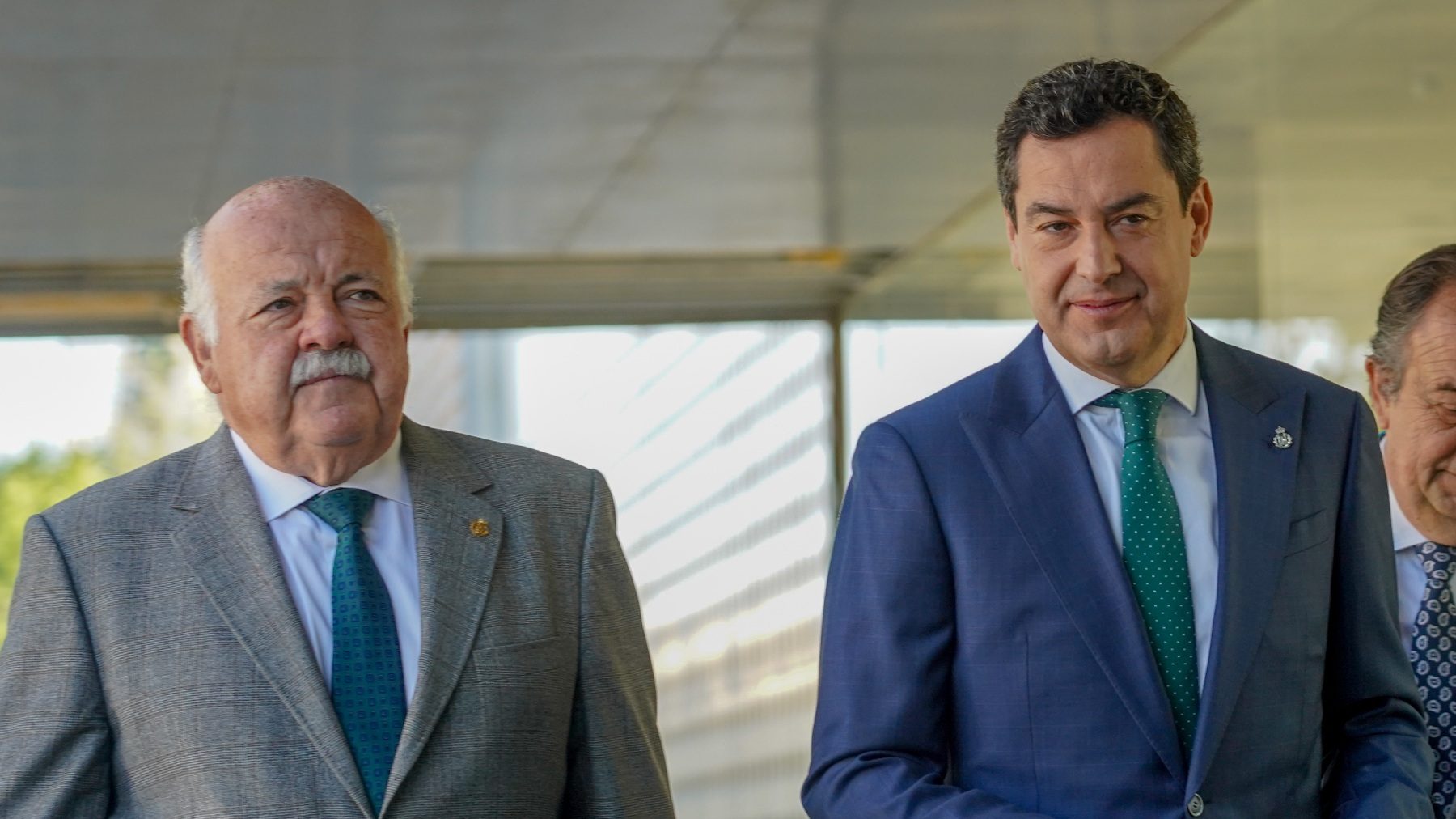 Jesús Aguirre y Juanma Moreno visitan las obras del Hospital Materno Infantil de Sevilla (EUROPA PRESS).