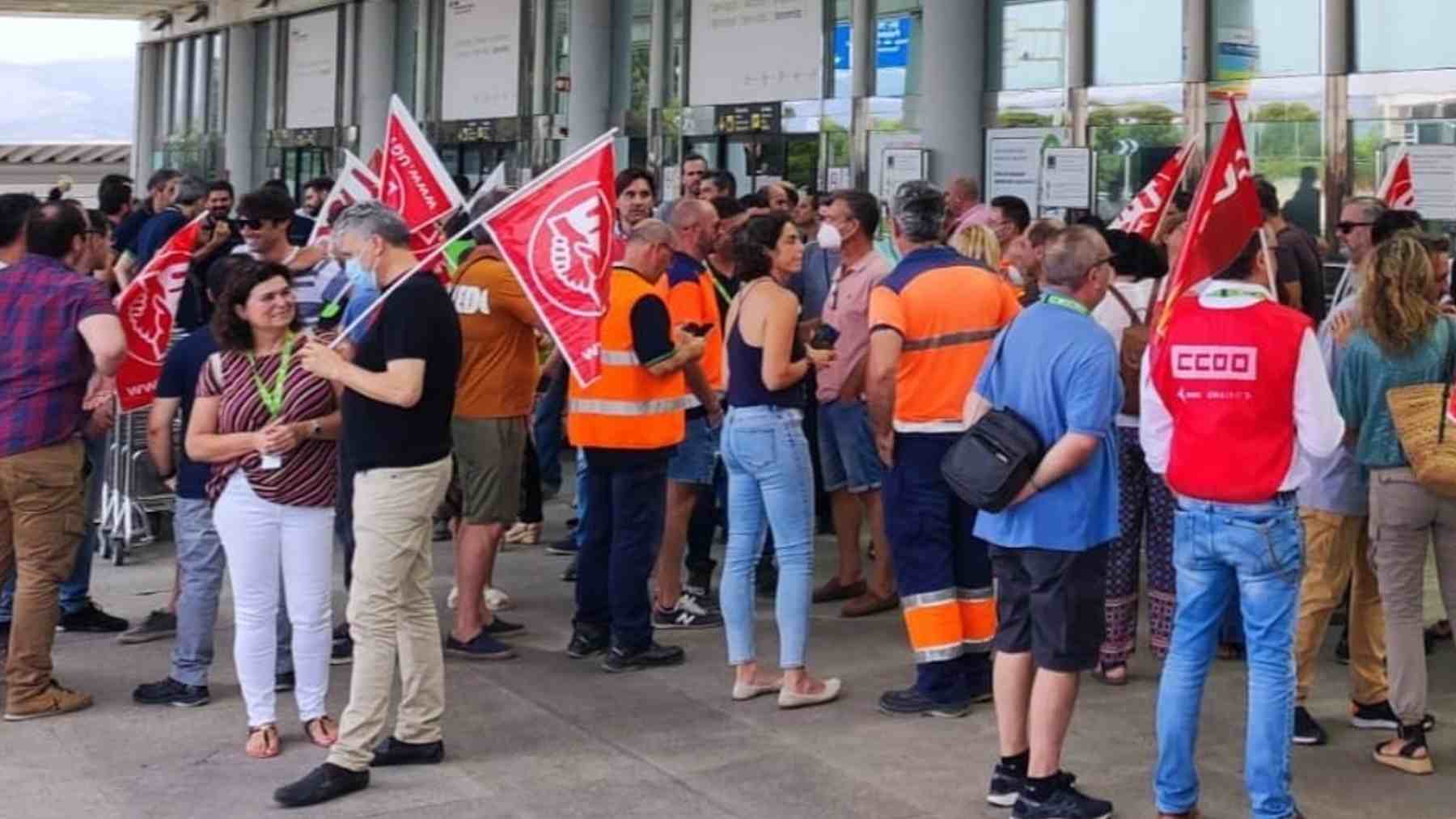 Protesta de UGT en el Aeropuerto de Palma. UGT