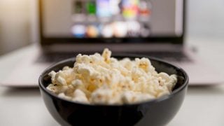 Palomitas en cuenco