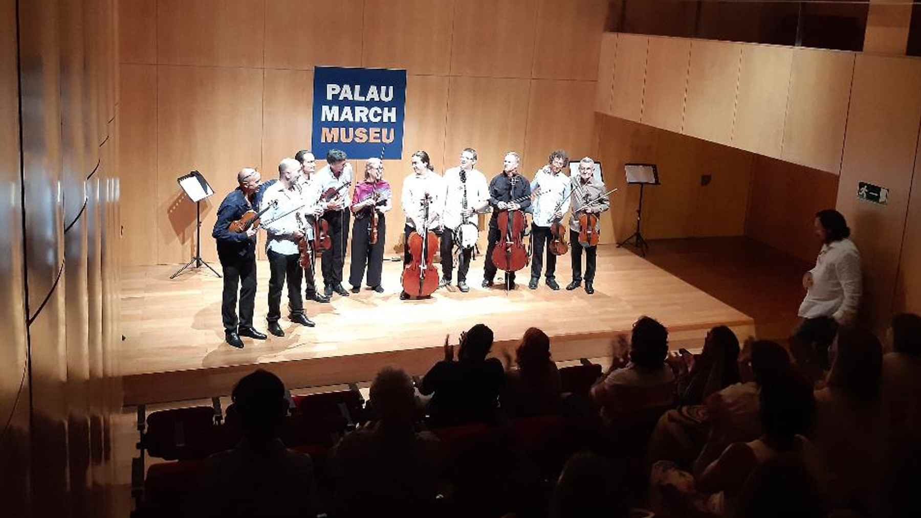 Actuación en el pequeño auditorio del Palau March en Palma.