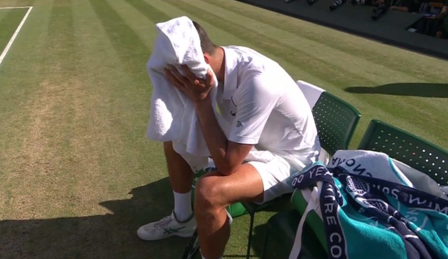 Djokovic se emocionó tras ganar Wimbledon. (Movistar+)