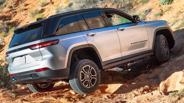 Jeep Grand Cherokee: el híbrido enchufable más lujoso que ya se puede comprar en España