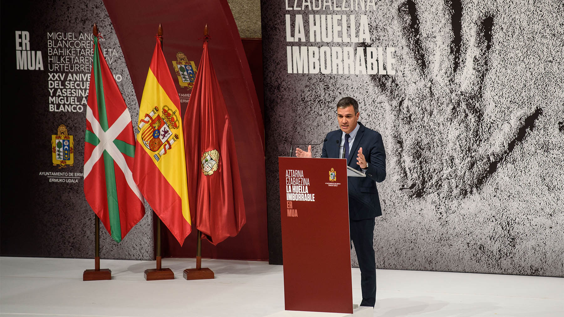 Pedro Sánchez en su discurso de Ermua.