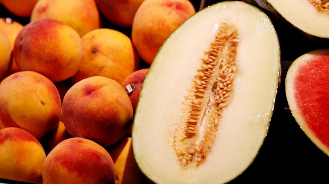 Comer sano, cada vez más caro: el precio del albaricoque y del melón sube más de un 10% en una semana