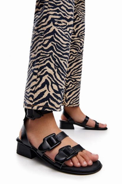 Tus looks necesitan estas sandalias de Bimba y Lola: ¡están a la mitad de precio!