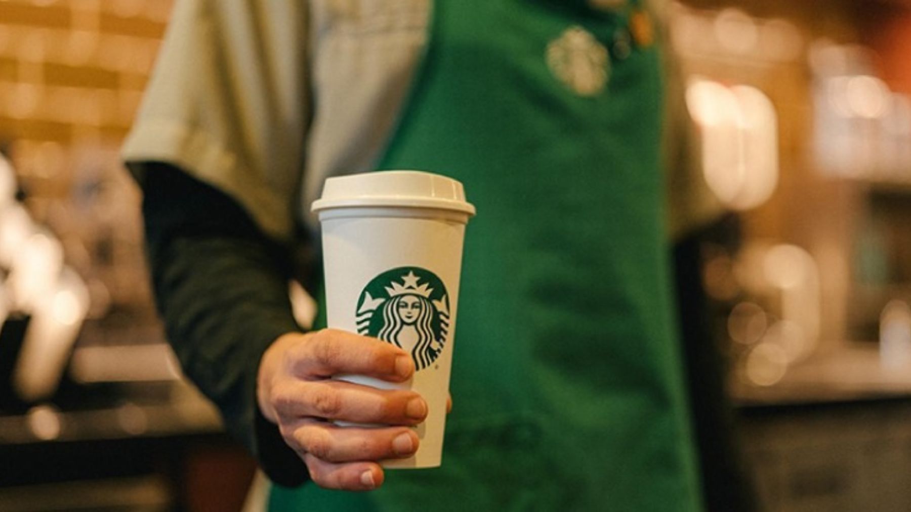 Descubre el significado de los colores en los delantales de Starbucks