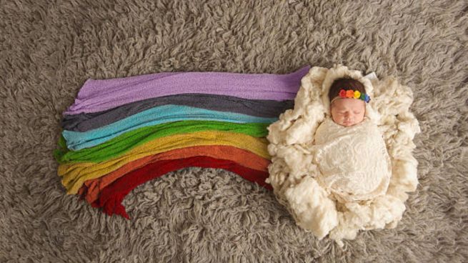 bebé arcoíris