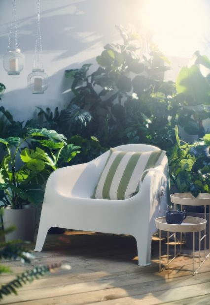 Cómodo y barato: así es el sillón para tu jardín con el que Ikea está arrasando este verano