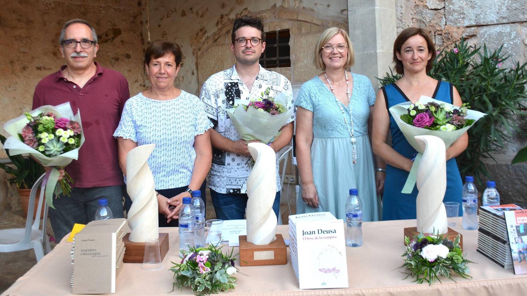 Presentación de los tres libros que han ganado los premios literarios de Santanyí.