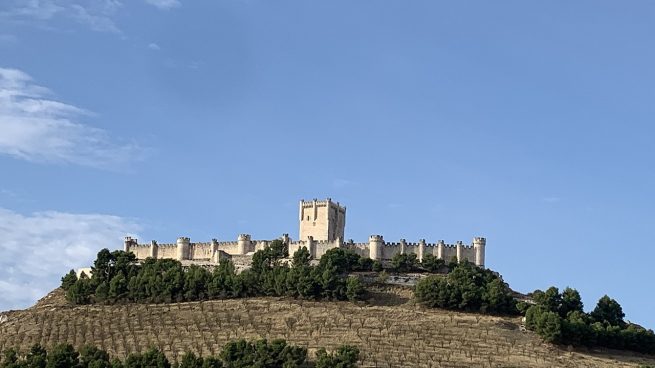 5 rutas para visitar este verano los castillos más impresionantes de España
