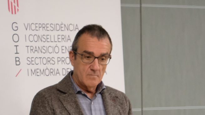 El Gobierno Balear mata moscas a cañonazos