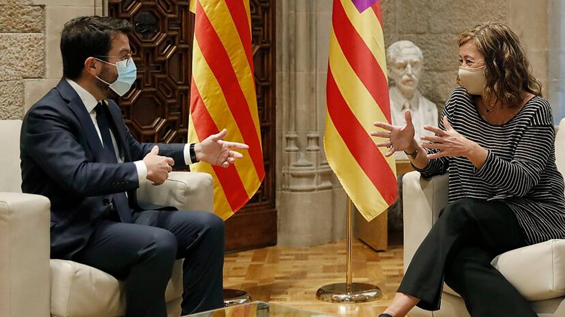 El presidente de Cataluña, Pere Aragonés, con Francina Armengol el pasado mes de noviembre en Palma.