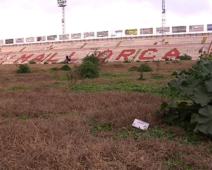 El Lluís Sitjar antes de su demolición