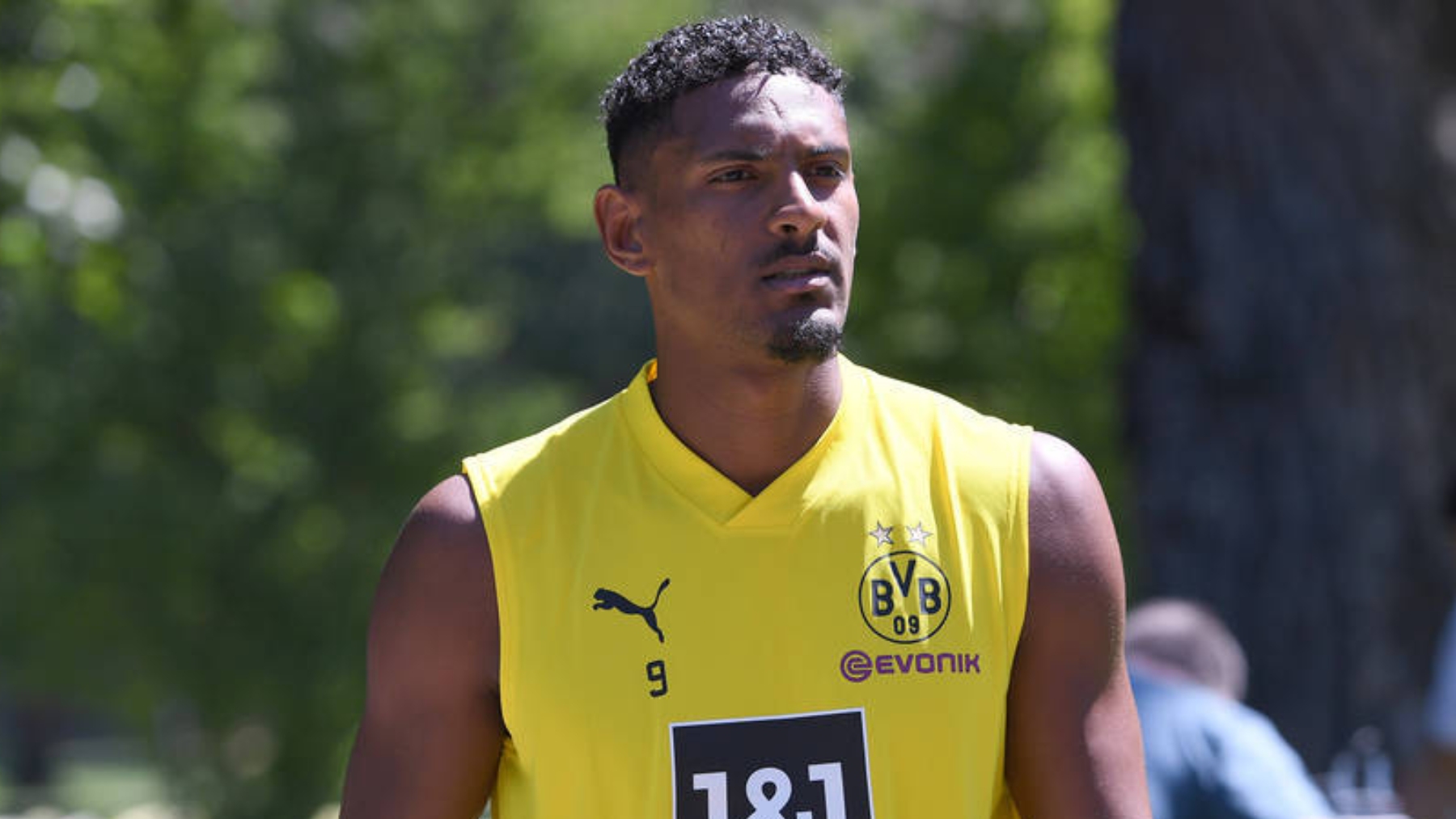 Haller entrenando con el Borussia Dortmund. (BVB)