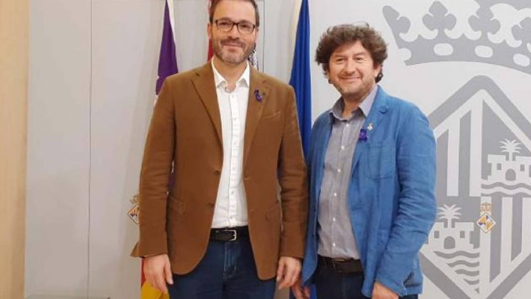 El alcalde socialista, José Hila y el concejal de Podemos en el Ayuntamiento de la capital balear, Alberto Jarabo.