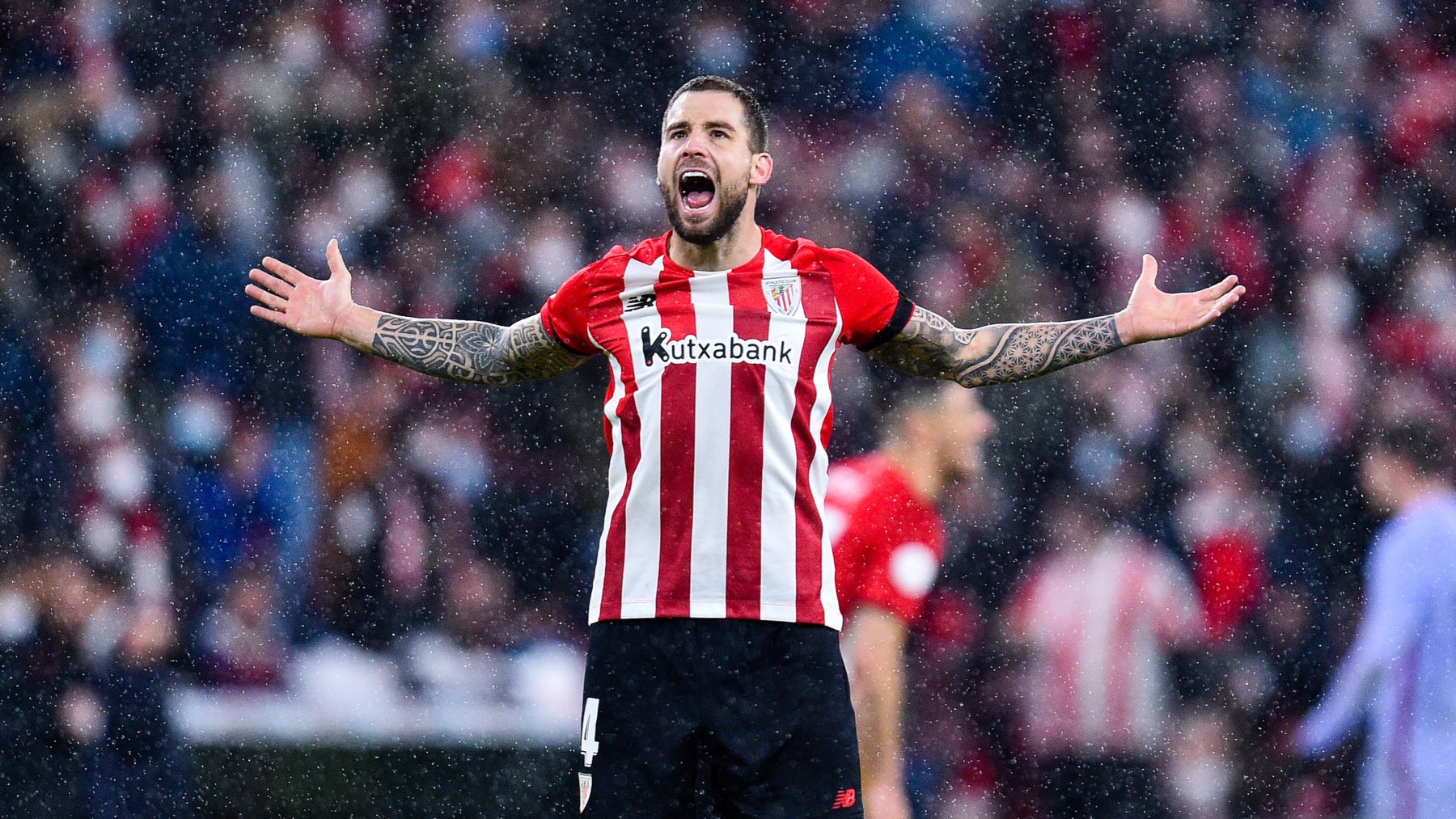 Íñigo Martínez celebra una victoria con el Athletic de Bilbao. (Getty)