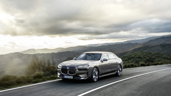 BMW lanzará en diciembre el nuevo Serie 7 con versiones eléctricas, plugin y de combustión